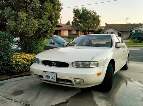 Infiniti J30 — 4