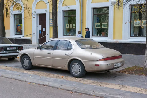 Infiniti J30 — 5