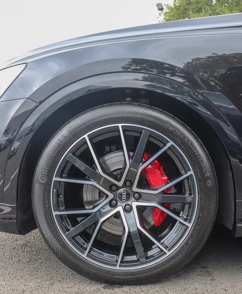 Audi Q8 — 6