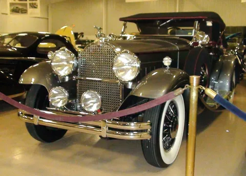 Packard Deluxe Eight — 4