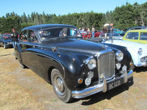 Jaguar Mark IX — 2