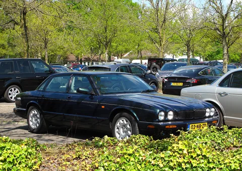 Jaguar XJ (X308) — 5