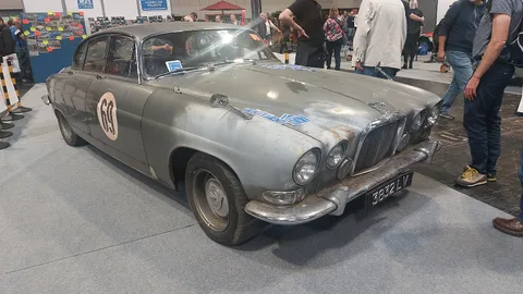 Jaguar Mark X — 3