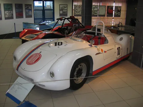 Tatra 602