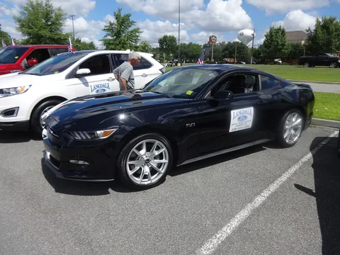 Ford Mustang — 5
