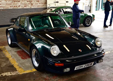 Porsche 930 — 3