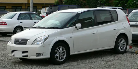Toyota Opa — 4