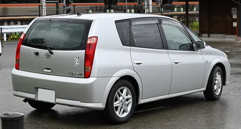 Toyota Opa — 5
