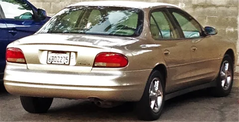 Oldsmobile Intrigue — 7