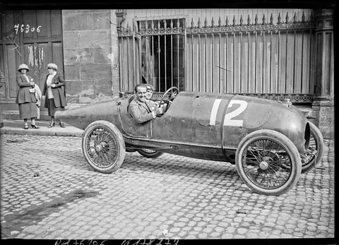 Bugatti 8-cylinder line — 4