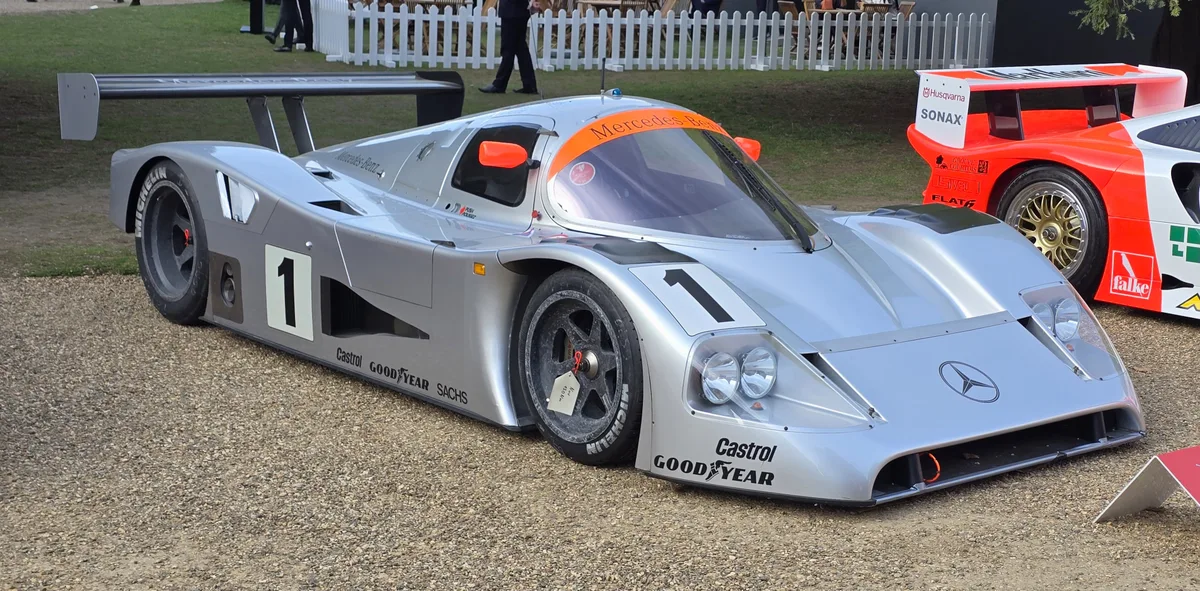Mercedes-Benz C11