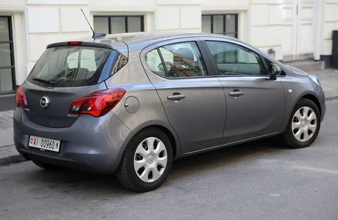 Opel Corsa E — 4
