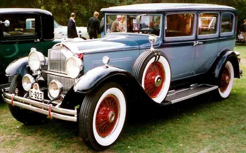 Packard Standard Eight