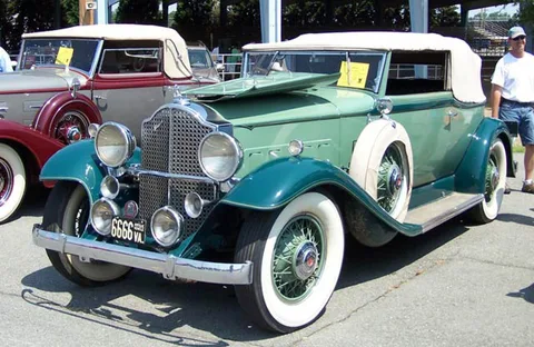 Packard Standard Eight — 2