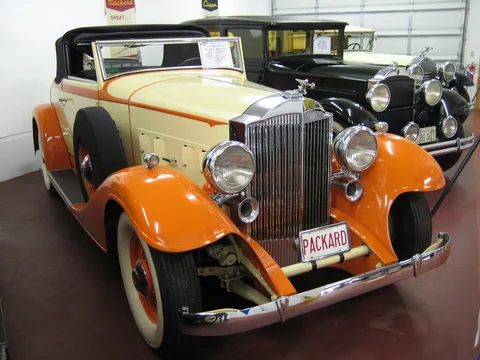 Packard Standard Eight — 6