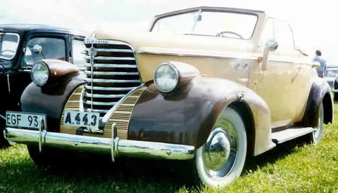Oldsmobile F-Series — 6