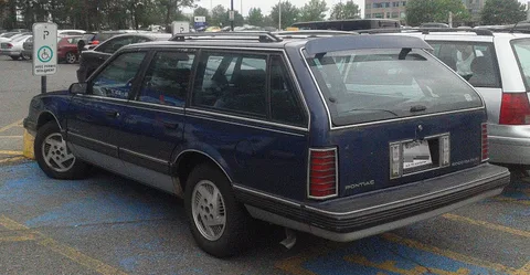 Pontiac Safari — 4