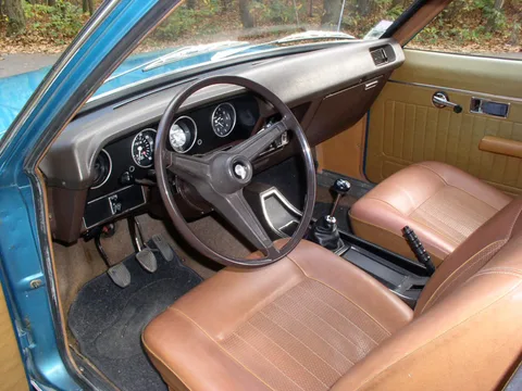 Chrysler 180 — 5
