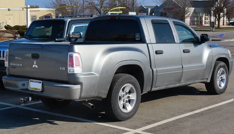 Mitsubishi Raider — 2