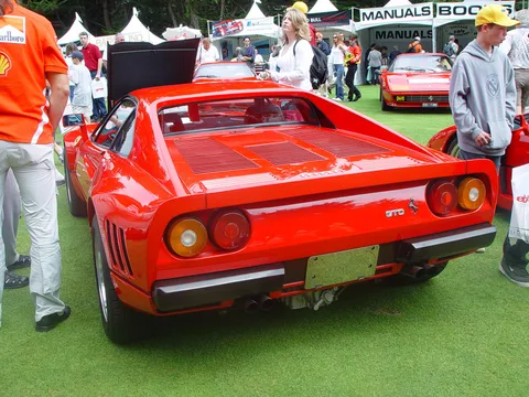Ferrari 288 GTO — 8