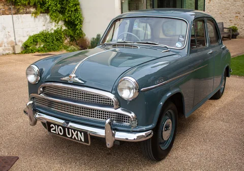 Morris Isis — 5