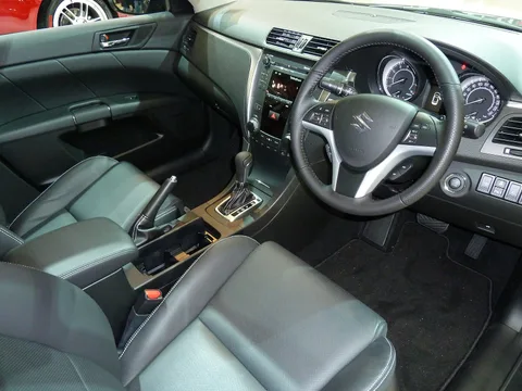 Suzuki Kizashi — 5