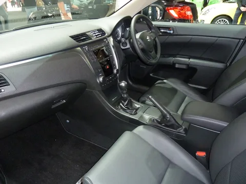 Suzuki Kizashi — 6