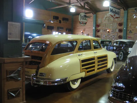 Packard Station Sedan — 5