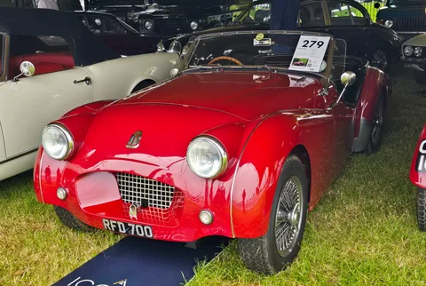 Triumph TR2 — 8