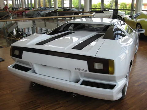 Lamborghini P140 — 3