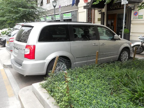 Lancia Voyager — 2