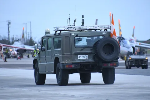 Toyota Mega Cruiser — 4