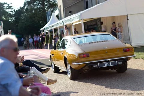 Aston Martin DBS — 6