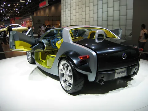 Nissan URGE — 8