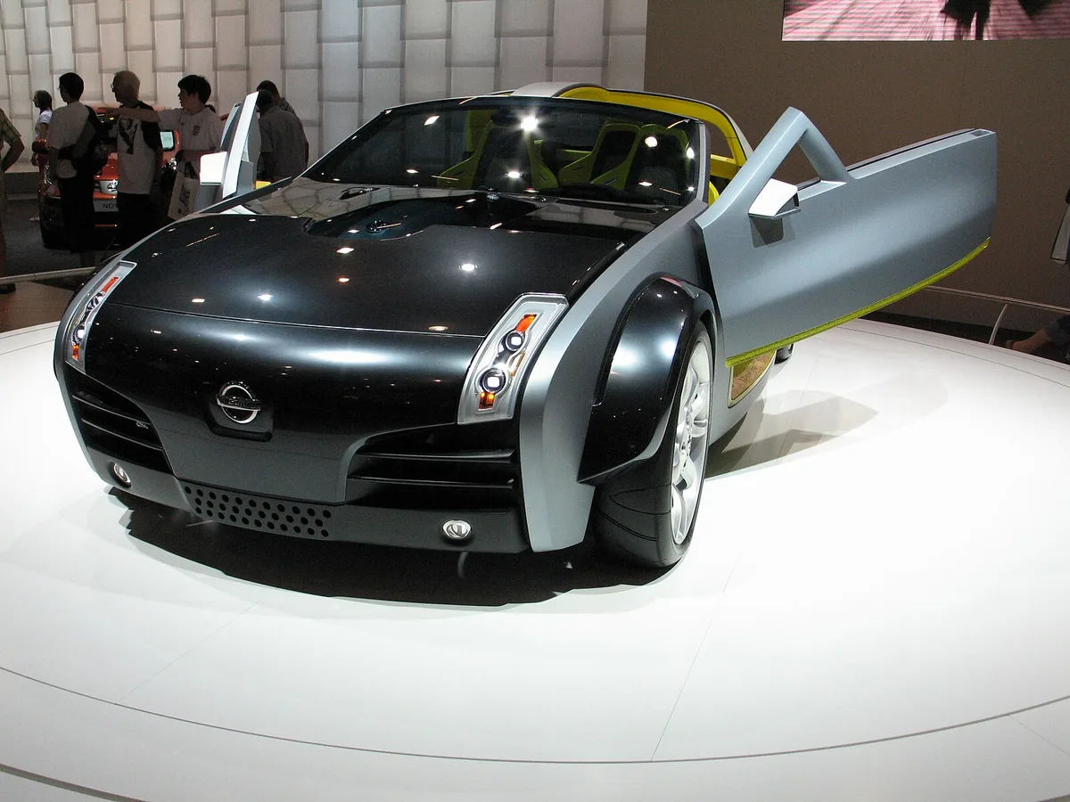 Nissan URGE