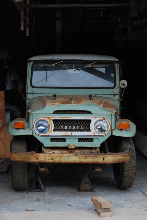 Toyota Land Cruiser (J40) — 4