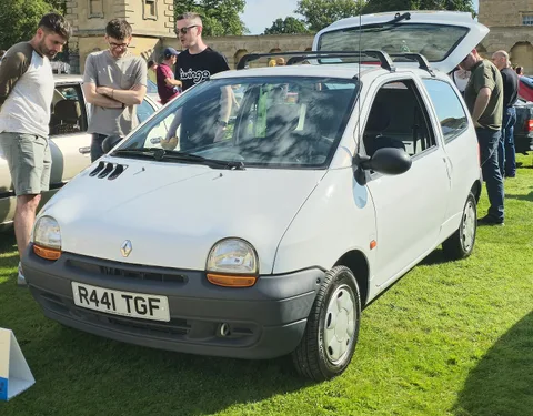 Renault Twingo I — 6