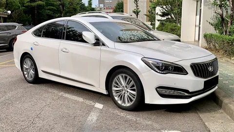 Hyundai Aslan — 4