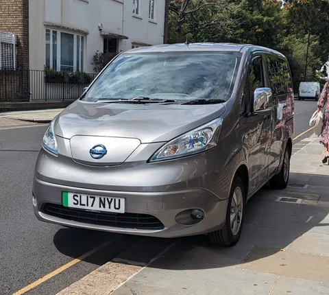 Nissan e-NV200 — 8