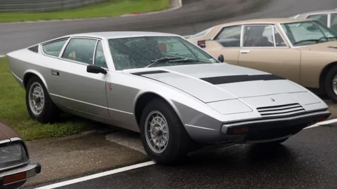 Maserati Khamsin — 8
