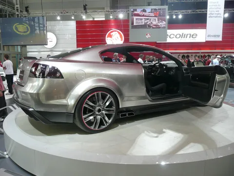 Holden Coupe 60 — 3