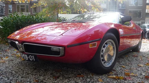Maserati Bora — 2