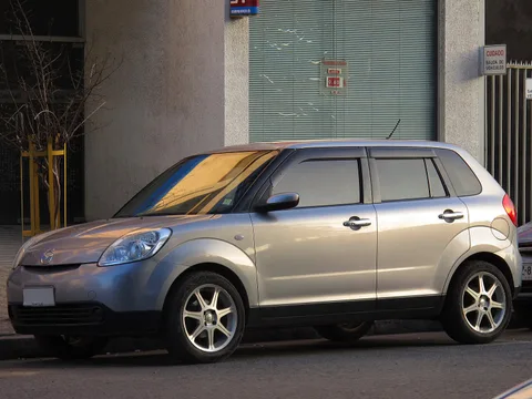 Mazda Verisa — 6