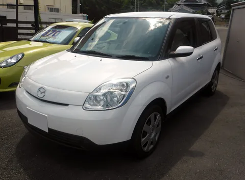Mazda Verisa — 8