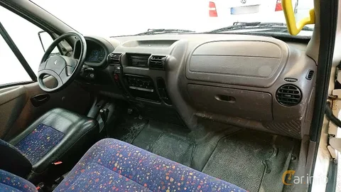 Renault Master II — 6