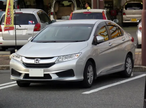Honda Grace — 4