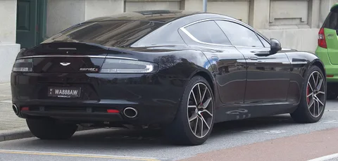 Aston Martin Rapide S — 5