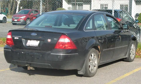 Ford Five Hundred — 4