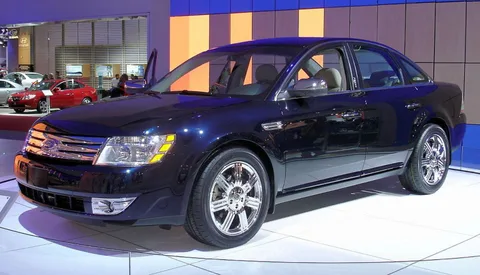 Ford Five Hundred — 8