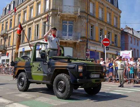 Peugeot P4 — 5